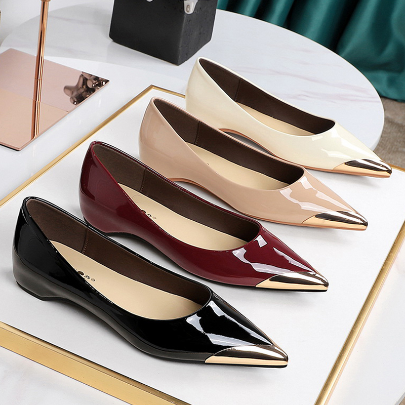 Women Shoes Size To Men - BIGTREE รองเท้าส้นเตี้ย รองเท้าผู้หญิง หนังแก้ว ส้นเตารีด รองเท้าส้นสูงผู้หญิง