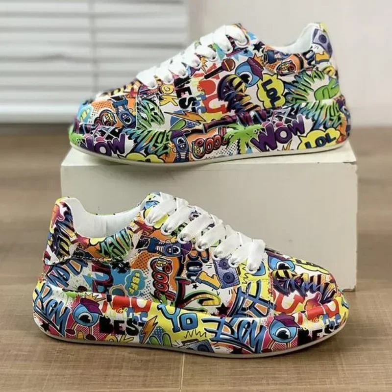 Women'S Shoes Hands Free - รองเท้ากีฬาผู้หญิงพื้นหนาเพิ่มขึ้นรองเท้าผู้หญิงสีขาวกราฟฟิตีทาสีด้วยมือรองเท้าลำลองกลางแจ้งไซส์ใหญ่43